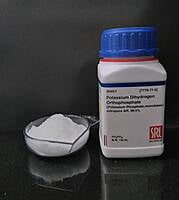 Potassium Dihydrogen Orthophosphate 500gm extrapure AR 99.5% SRL